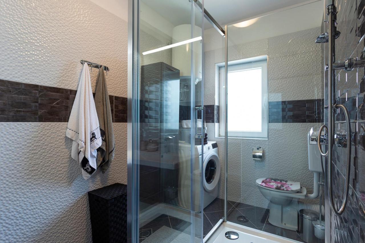 Apartmani Karoca 3 Pula Extérieur photo