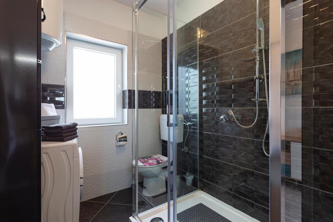 Apartmani Karoca 3 Pula Extérieur photo