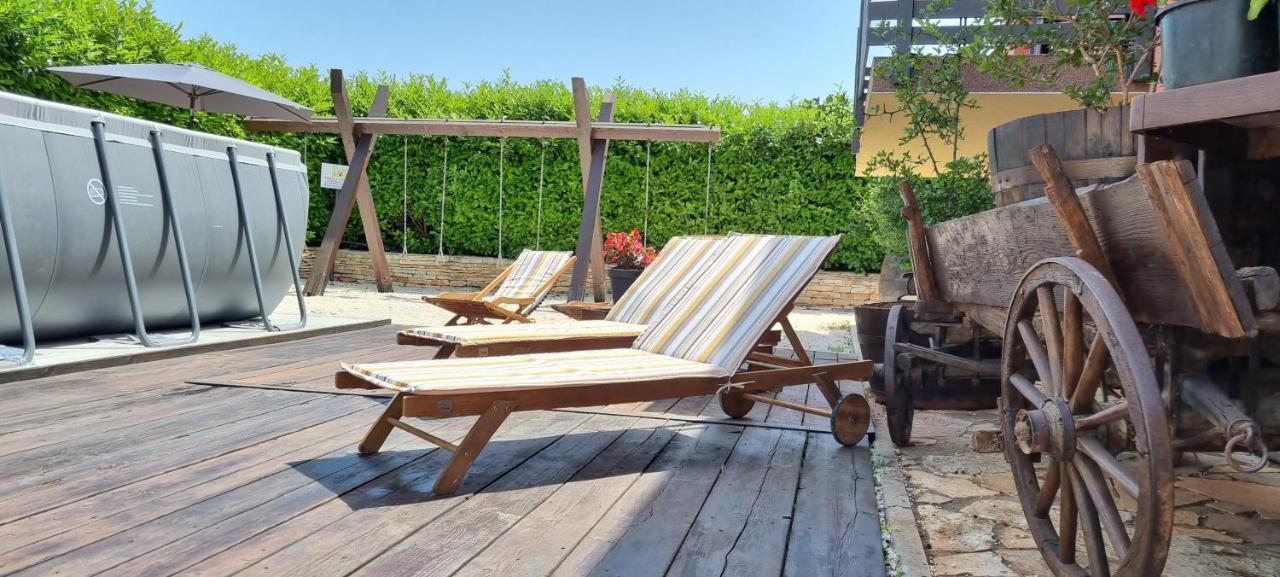 Apartmani Karoca 3 Pula Extérieur photo